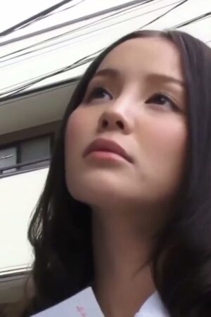 Emiri Okazaki: Sếp dồn dập, chồng bất lực nhìn cảnh nóng MIDE-113